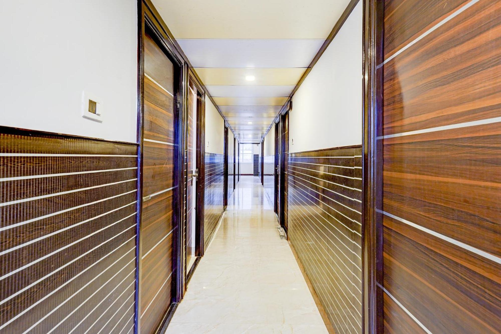 Super Townhouse Chennai Near Airport Formerly Sai Bala Budget Exterior foto