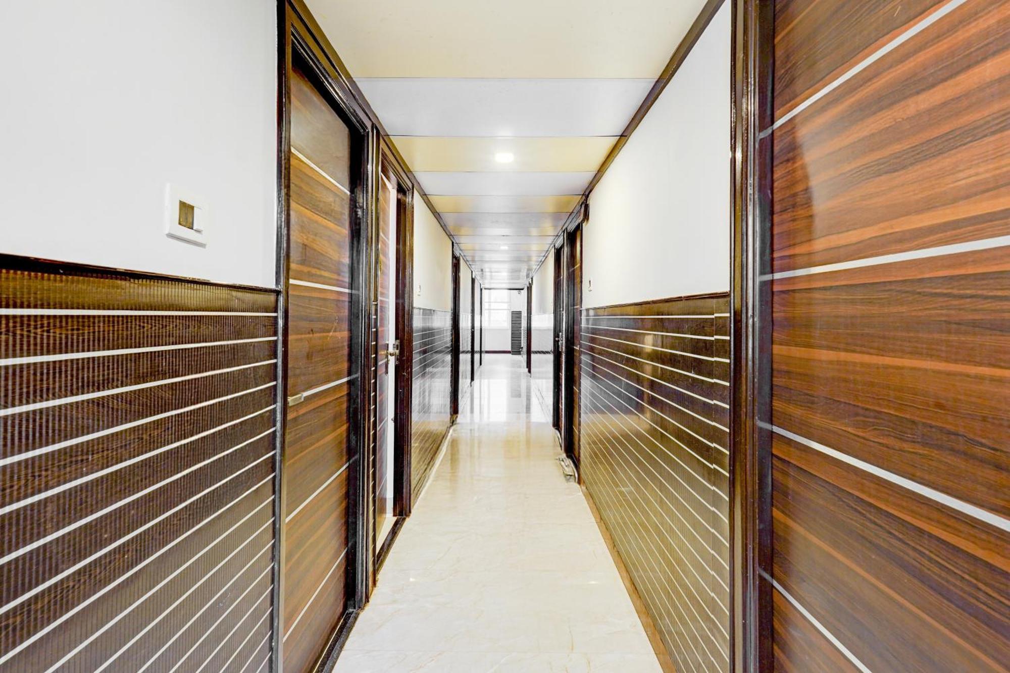 Super Townhouse Chennai Near Airport Formerly Sai Bala Budget Exterior foto