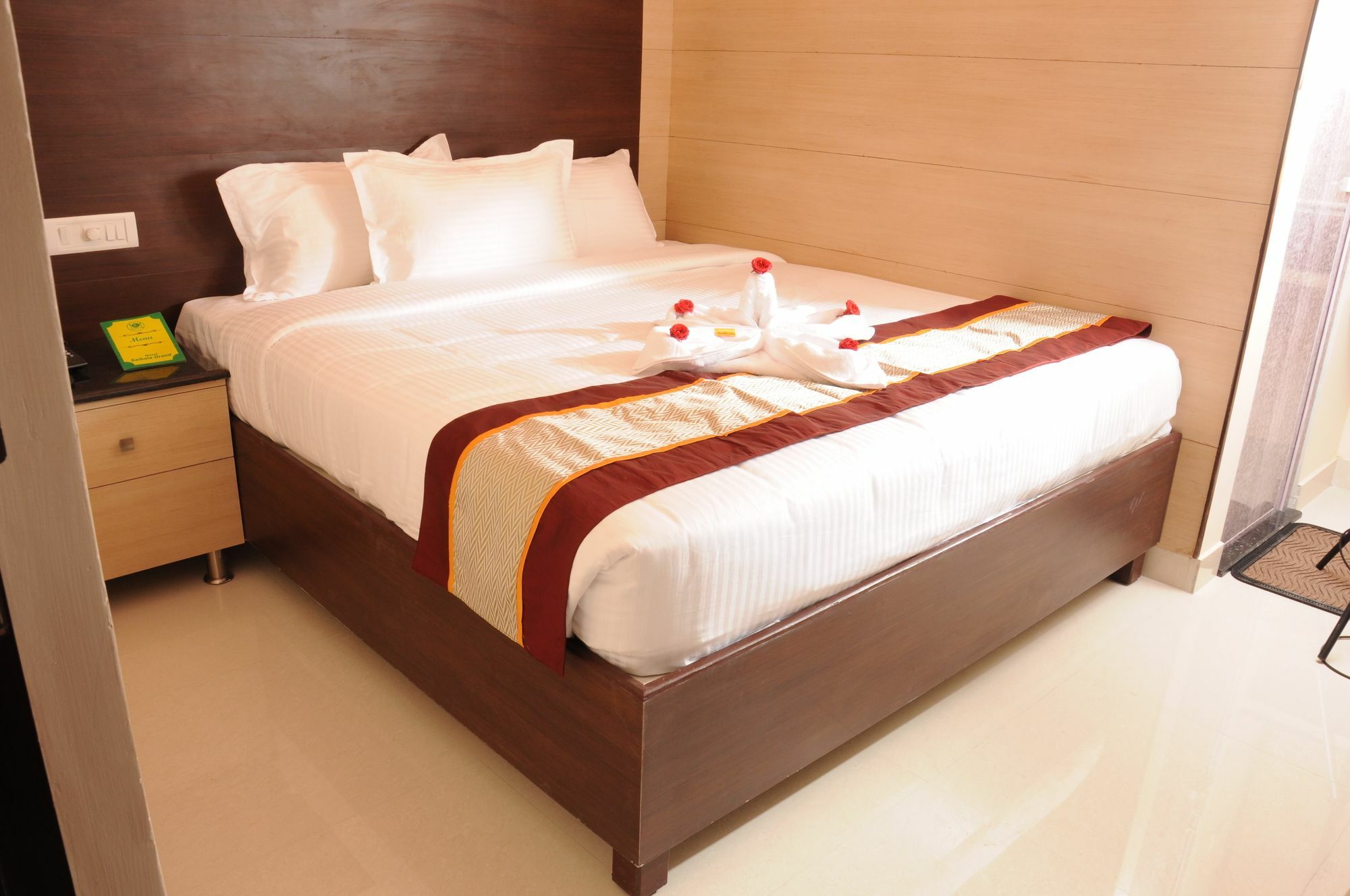 Super Townhouse Chennai Near Airport Formerly Sai Bala Budget Exterior foto