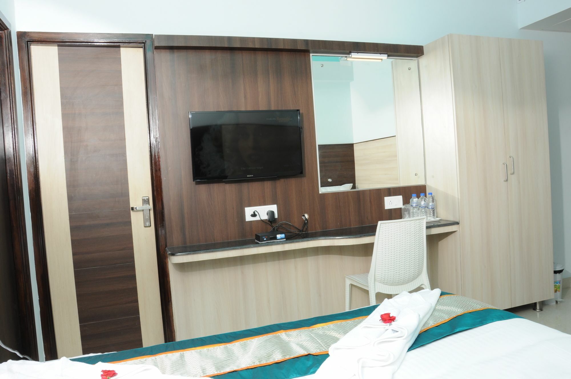 Super Townhouse Chennai Near Airport Formerly Sai Bala Budget Exterior foto
